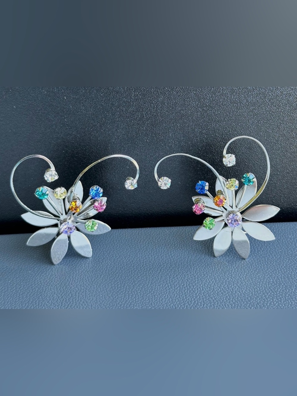Vintage Rhinestone Spray Climber Earrings Multicolor Daisy Flower Clip On